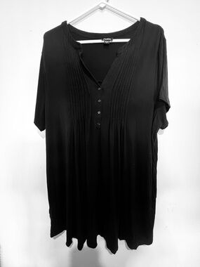 Simply Emma Black Pintuck Button-Front Tunic